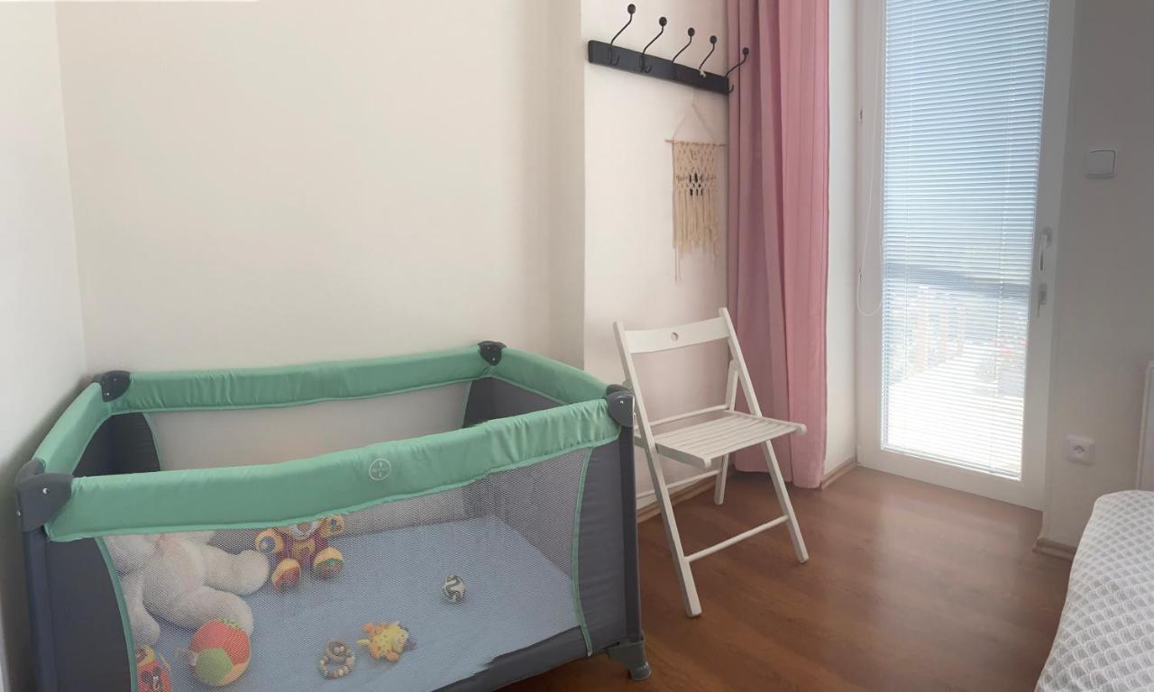 Apartman V Brezi Dış mekan fotoğraf